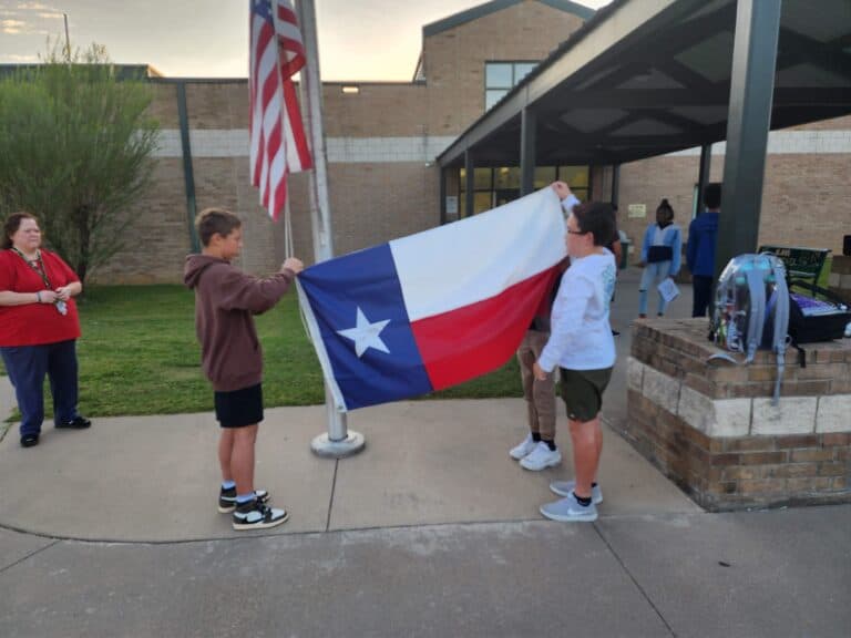 Kennedale Middle School Students Participate in See You at the Pole